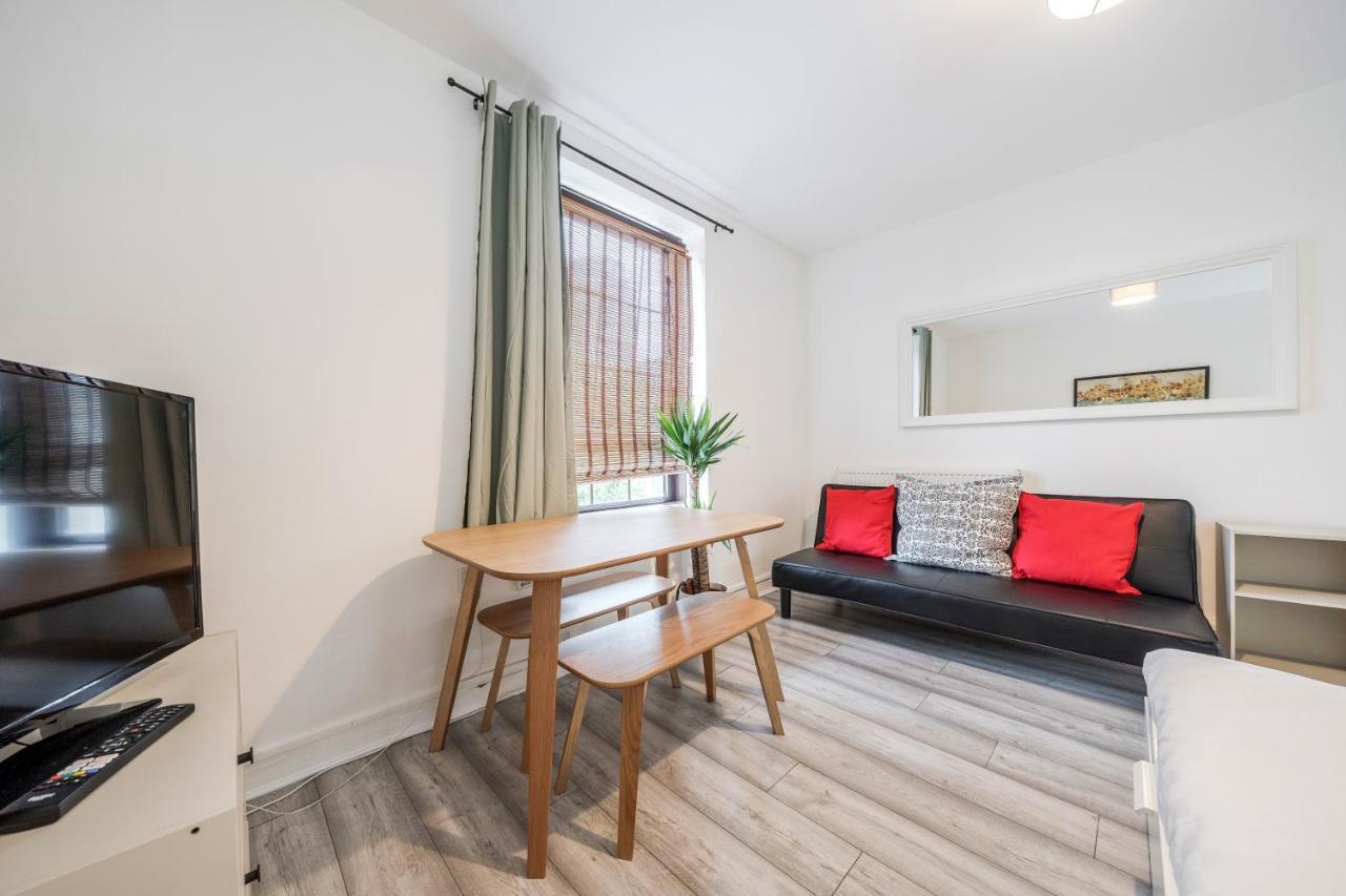 Stylish Shoreditch Stay London Exterior photo